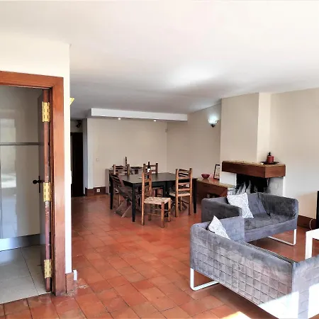 Homestay In Senhora De Hora
