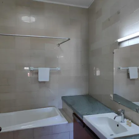 Homestay In Senhora De Hora *
