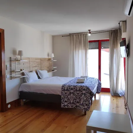 Alloggio in famiglia Homestay In Senhora De Hora *