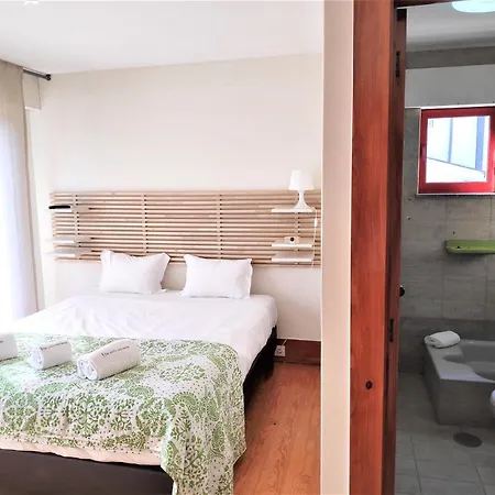 Alloggio in famiglia Homestay In Senhora De Hora *