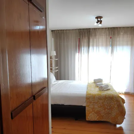 Homestay In Senhora De Hora Alloggio in famiglia